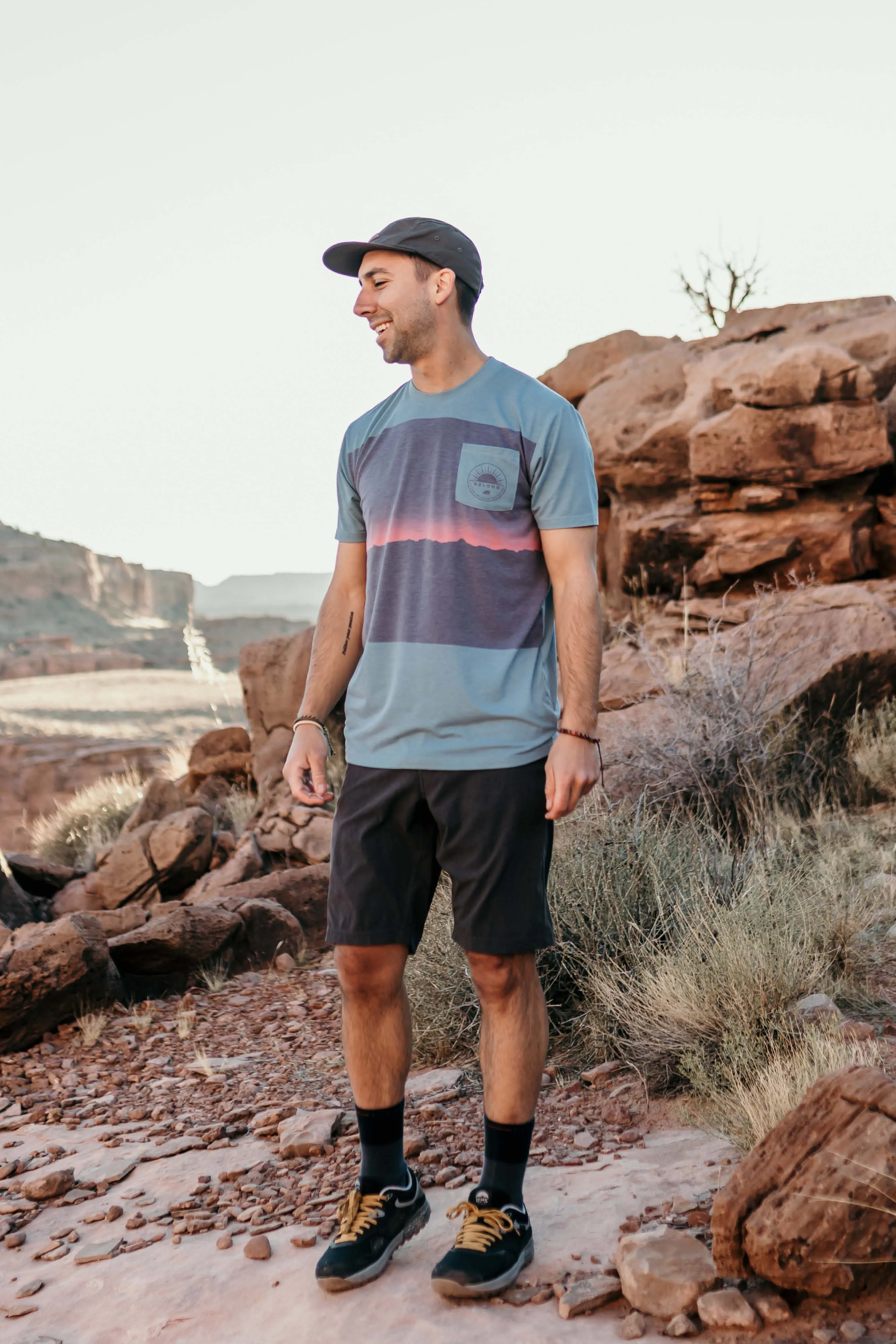 Men's Graphic Traverse Tek Tee
