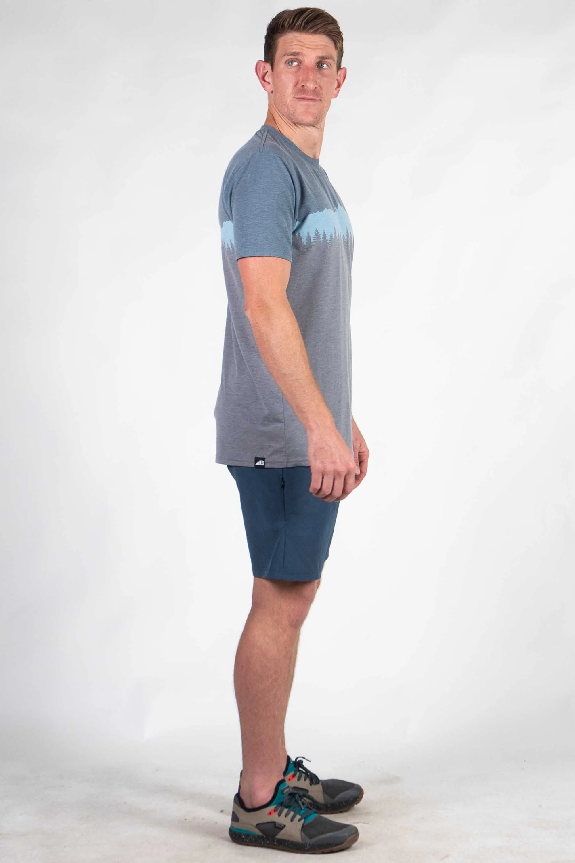 Men's Graphic Traverse Tek Tee