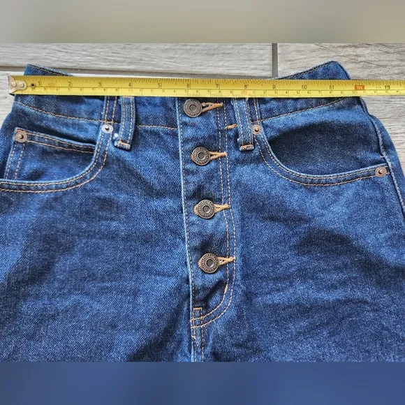 MOUSSY High Waist Denim Shorts Womens Sz 0 Dark Wash Button Fly Exposed  3&quot; NEW