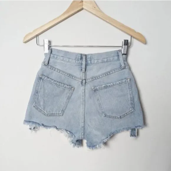 NEW AGOLDE Dee Shorts Digit Light Wash Blue Denim Jean Distressed 23 Aritzia
