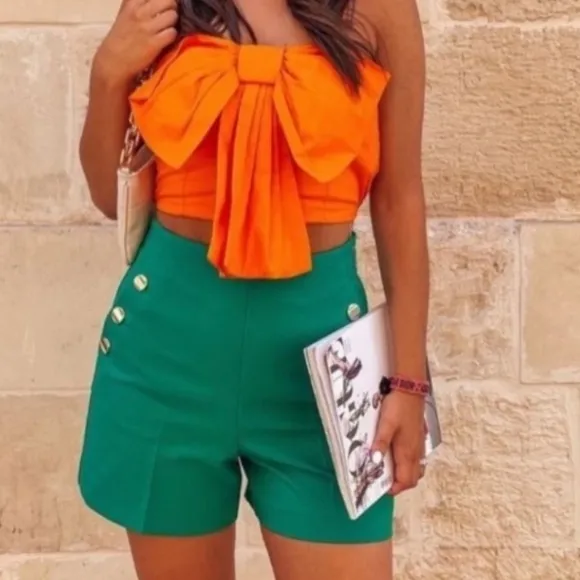 New Rachel  Zoe High Waisted Gold Button shorts