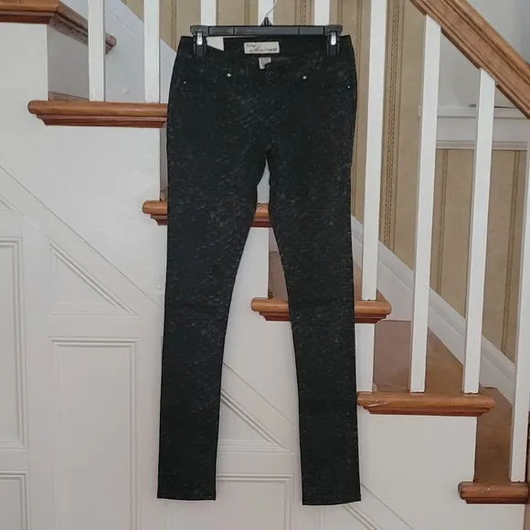 NEW VINTAGE HAVANA Skinny Jeans Black Size 25