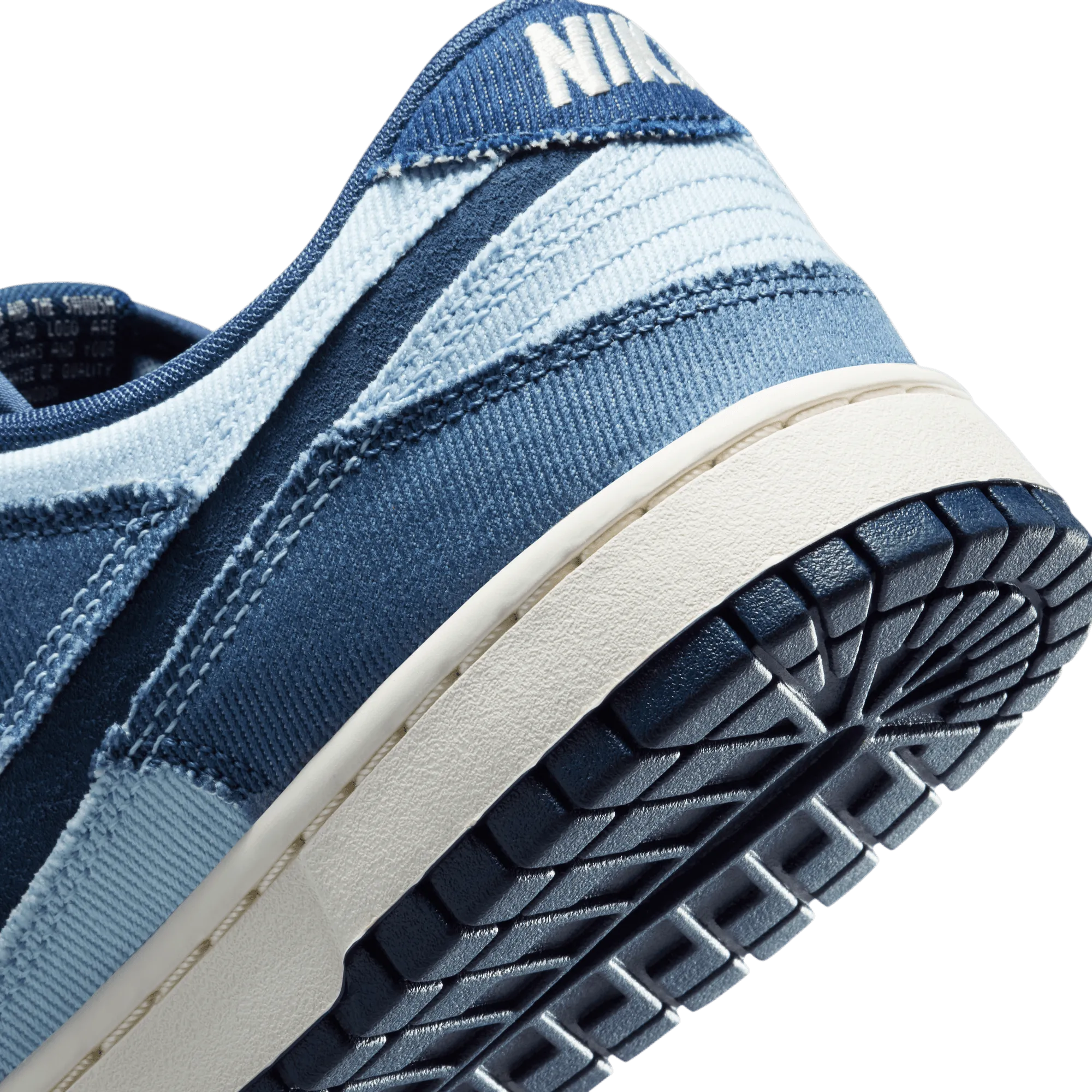 NIKE DUNK LOW RETRO SE