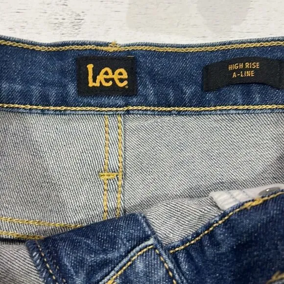 NWT LEE High Rise Vintage DARK Modern Dungaree Short  A-Line Women's Shorts