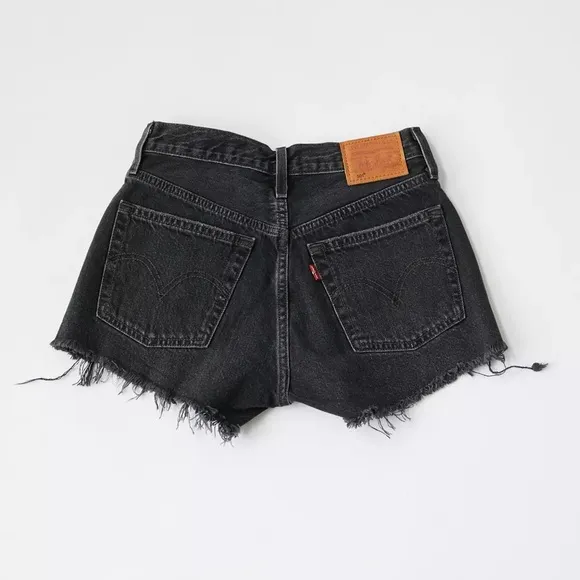 NWT Levi’s 501 Original Cutoff Denim Short