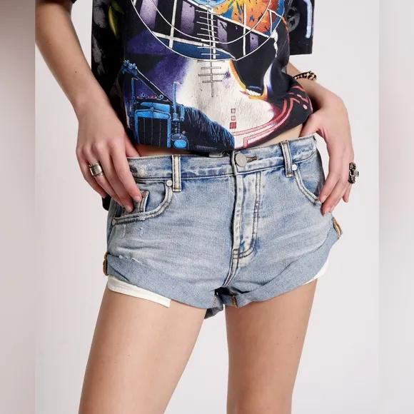 NWT One Teaspoon Bandits Low Waist Denim Shorts - Hendrixe Blue size 32