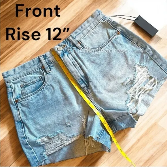 NWT Revolve Blank NYC The Barrow Vintage High-Rise Light Wash Distressed Shorts