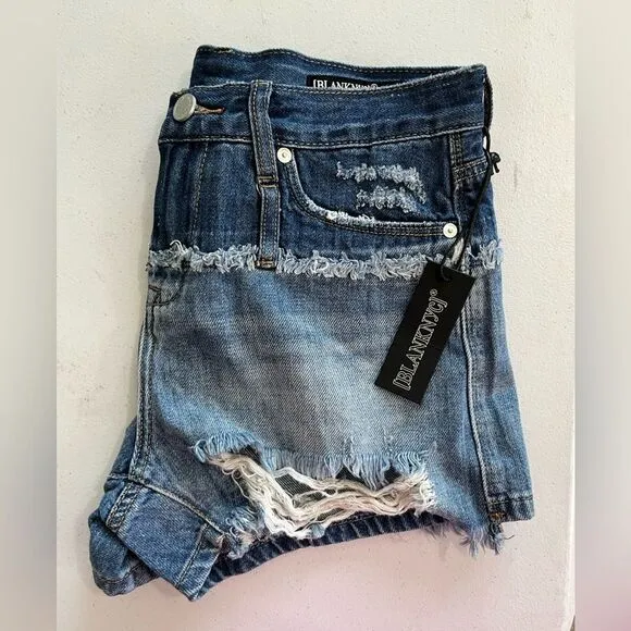 NWT Women’s Blank NYC The Essex Classic Cut-Off Jean Shorts Size 26 #225