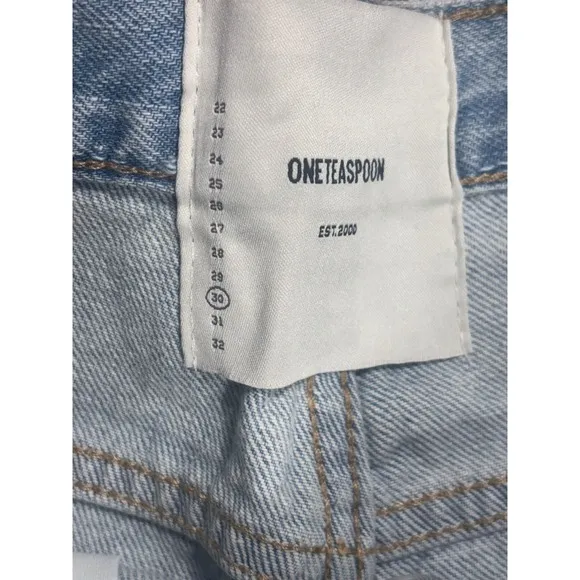 One Teaspoon NWT Bandits Low Waist Denim Shorts Diamonde Blue Size 30 MSRP $99