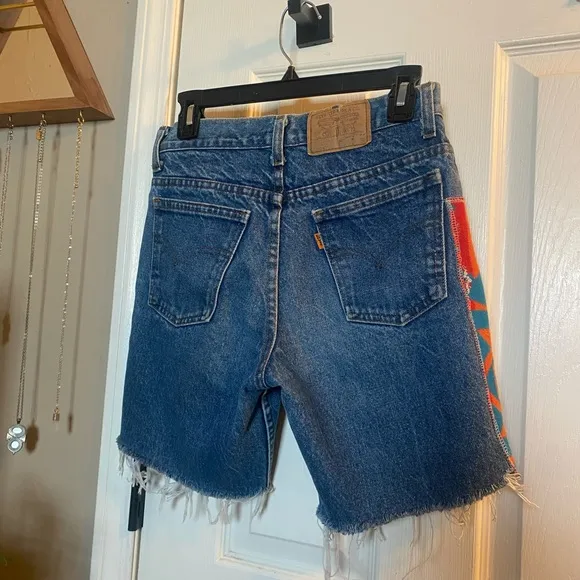 Orange Tab Levi’s Shorts