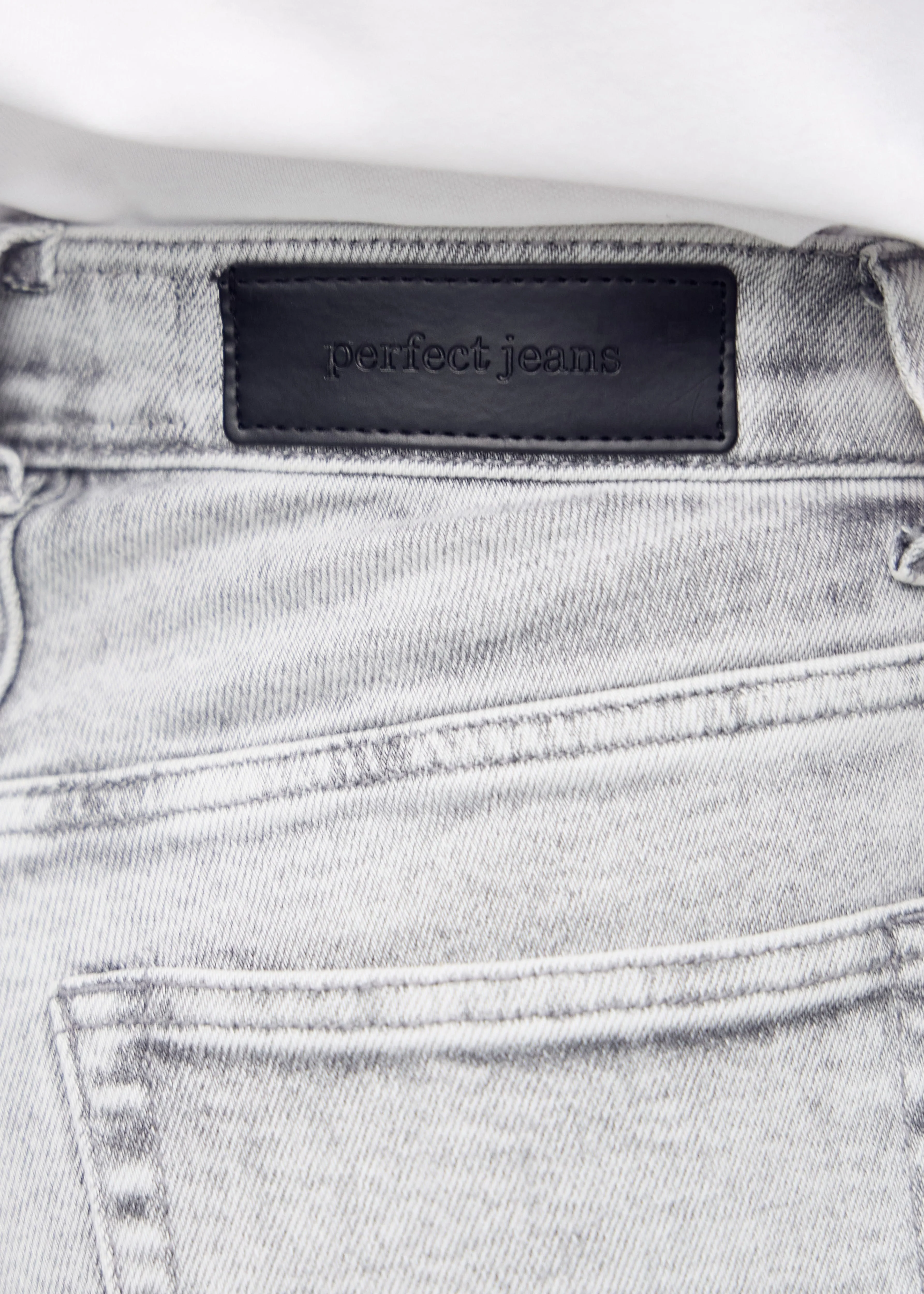 Perfect Shorts - Short - Skinny - Ashes™