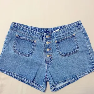 RARE VINTAGE JORDACHE (daisy dukes)