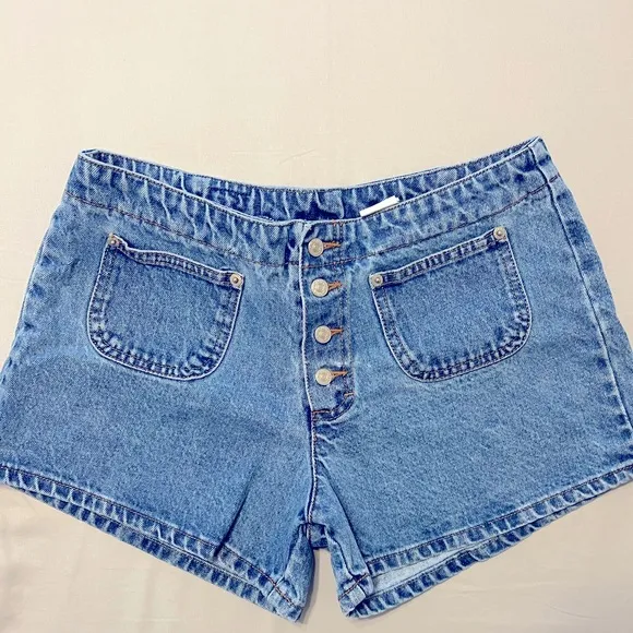 RARE VINTAGE JORDACHE (daisy dukes)