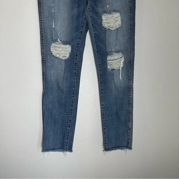 Revice Uptown Jeans Roatrip Wash Distressed Slim Leg High Rise Size 31 Women’s