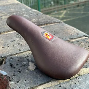 S&M Bikes Slim Pivotal Seat Brown Synthetic Leather