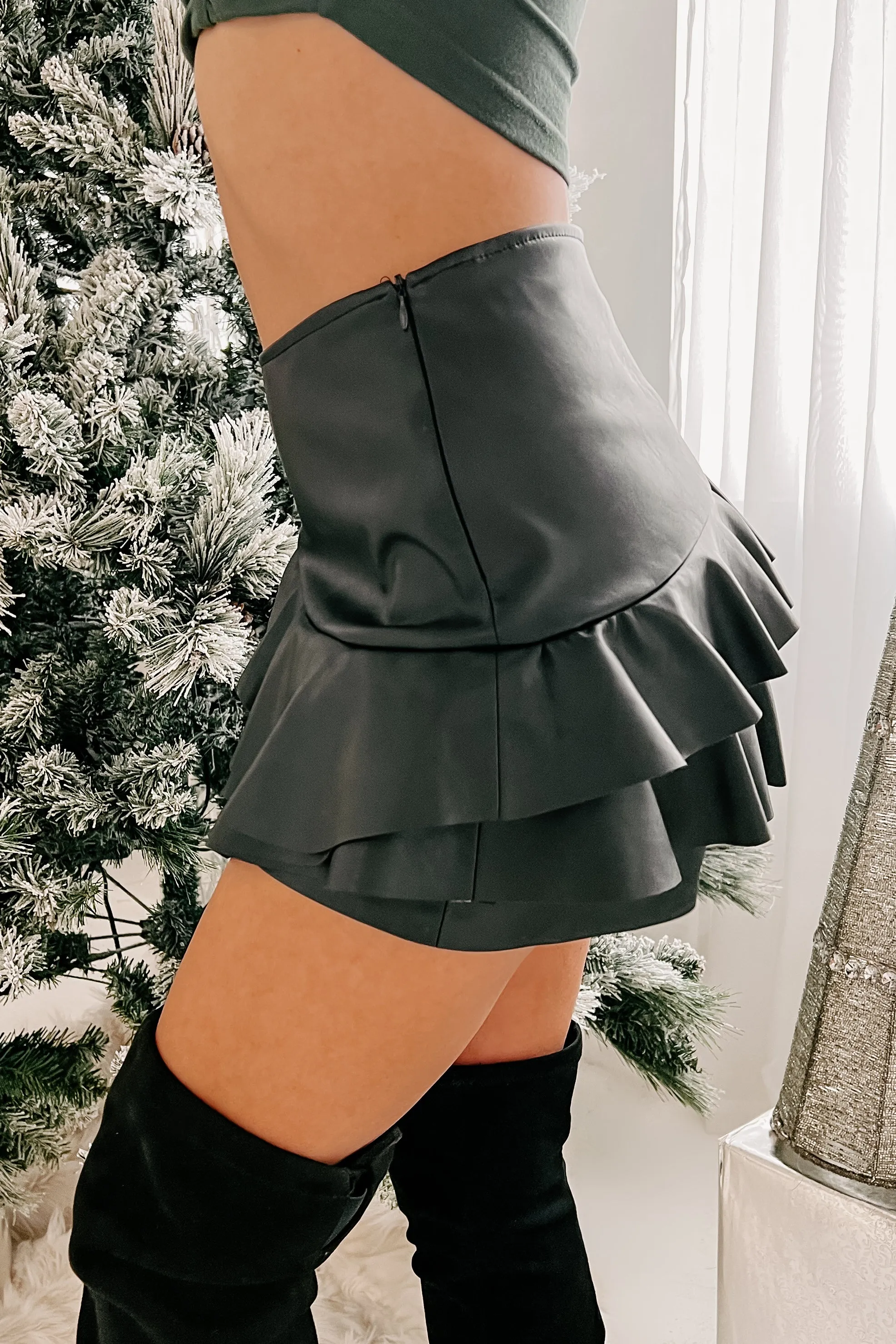 Sassy Sister Ruffled Faux Leather Skort (Black)