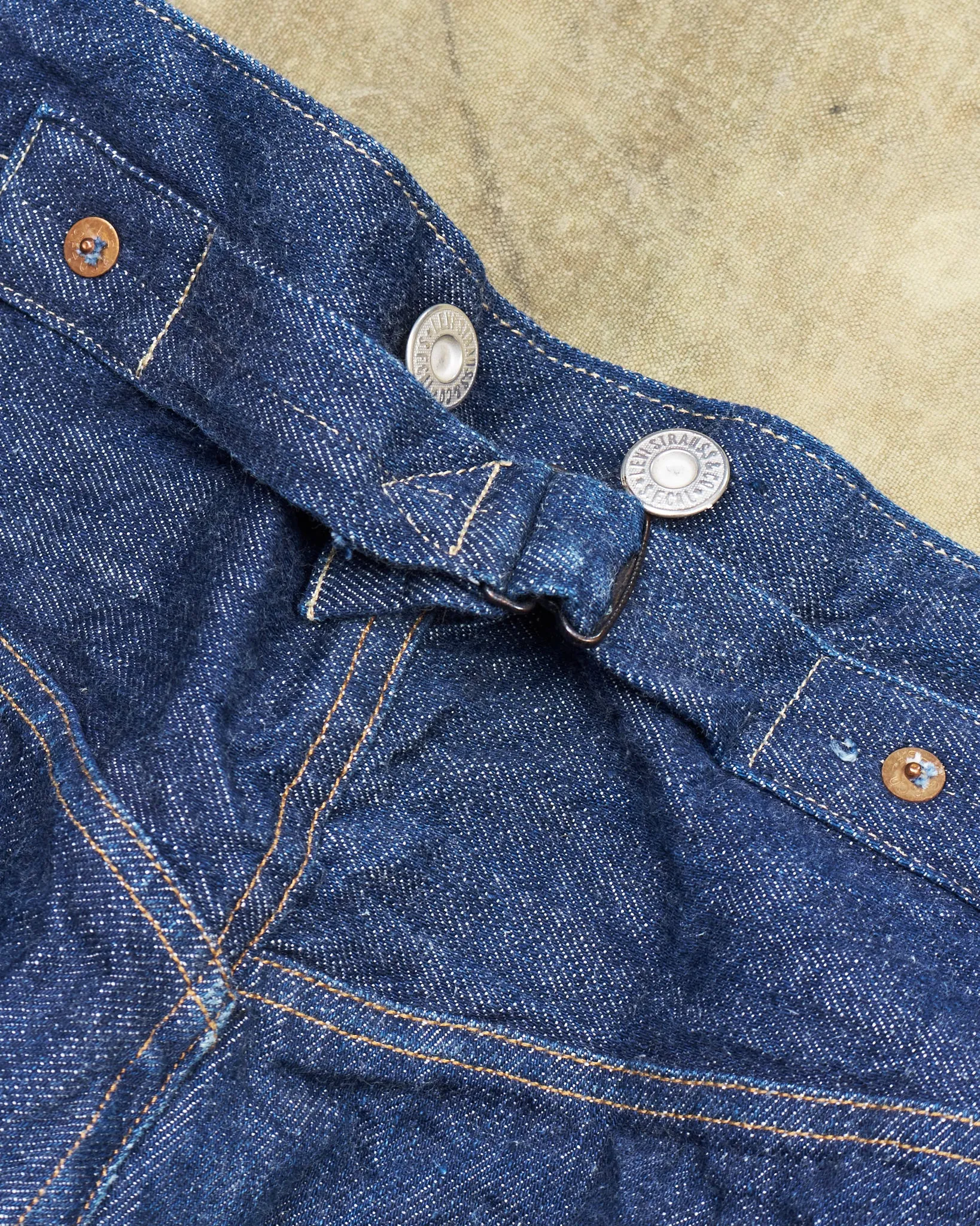 Second Hand Levi's Vintage Clothing Made in USA 1915 501XX W 38 / W 34