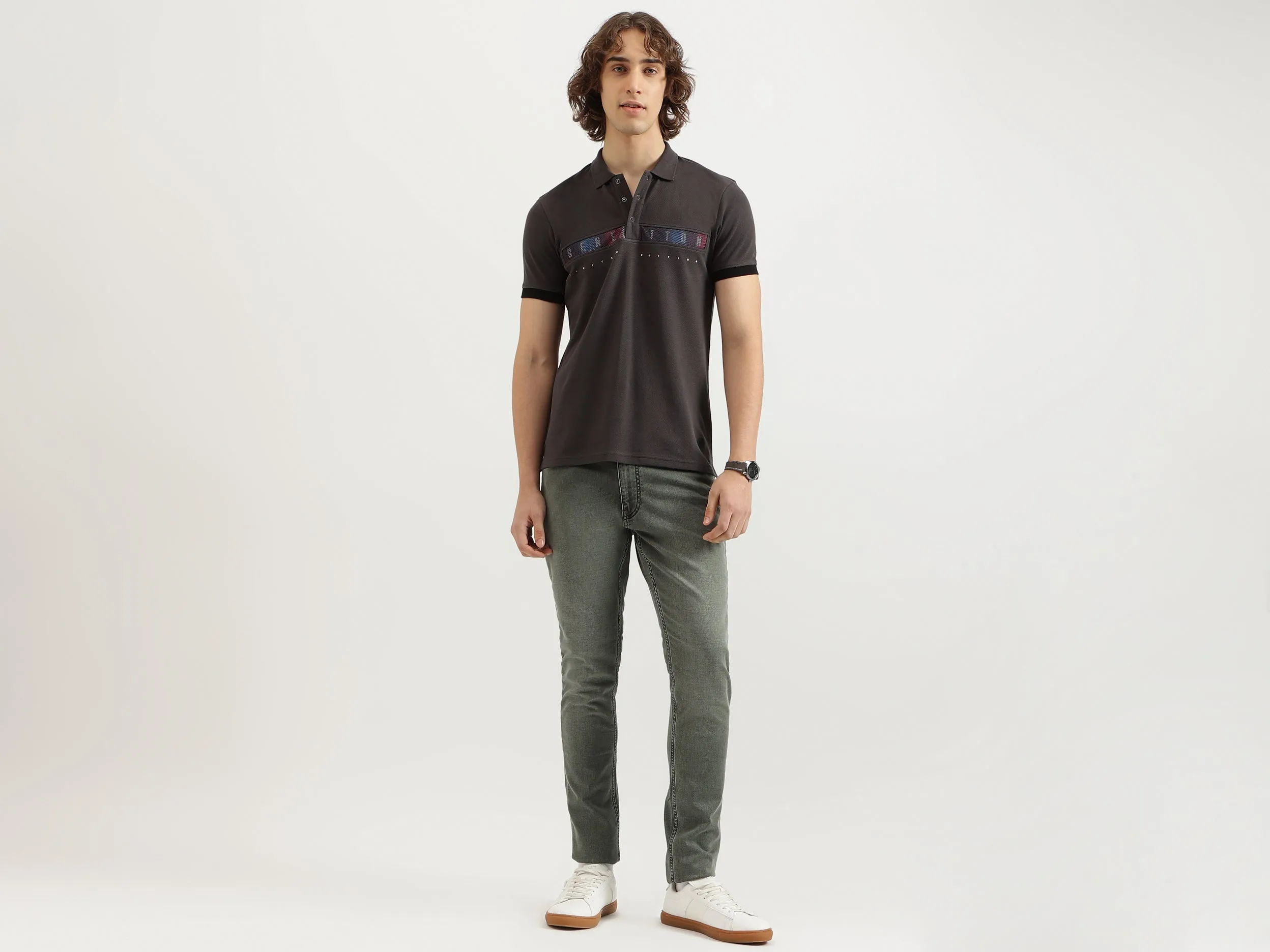 Solid Slim Fit Jeans