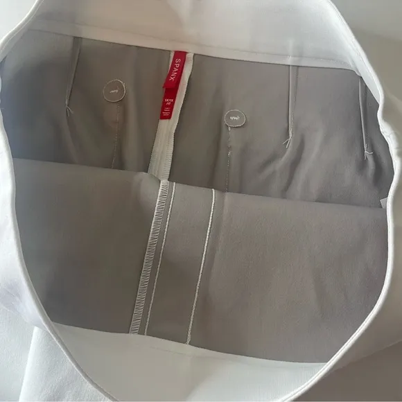 SPANX On-the-Go 6” Shorts with Ultimate Opacity Technology White Shorts 2X