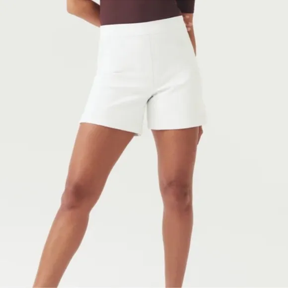 SPANX On-the-Go 6” Shorts with Ultimate Opacity Technology White Shorts 2X
