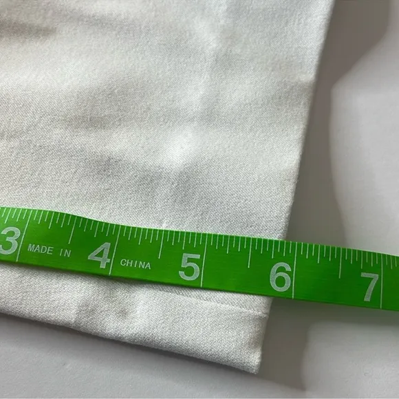 SPANX On-the-Go 6” Shorts with Ultimate Opacity Technology White Shorts 2X
