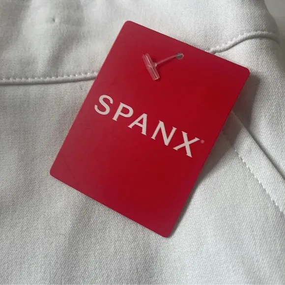 SPANX On-the-Go 6” Shorts with Ultimate Opacity Technology White Shorts 2X