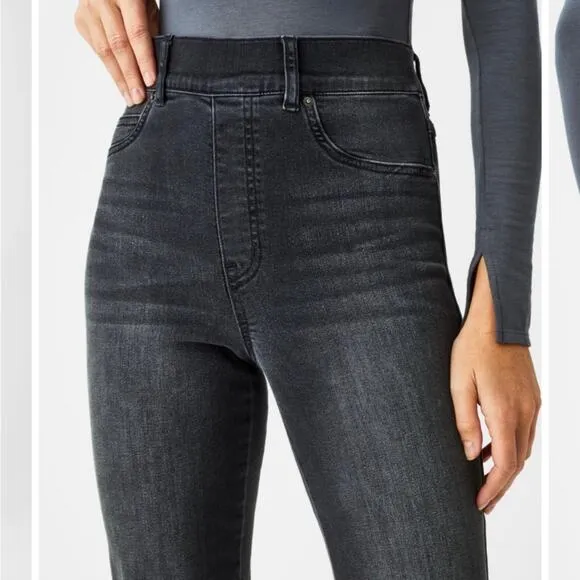 Spanx Straight Leg Jeans in Vintage Black