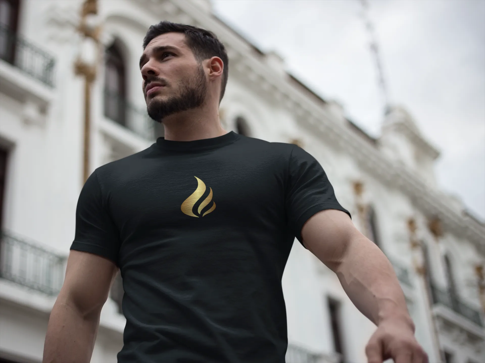 Struggle Into Strength Inspirational Gym Shirt - Motivation for Your Workout - RISE SOVEREIGN