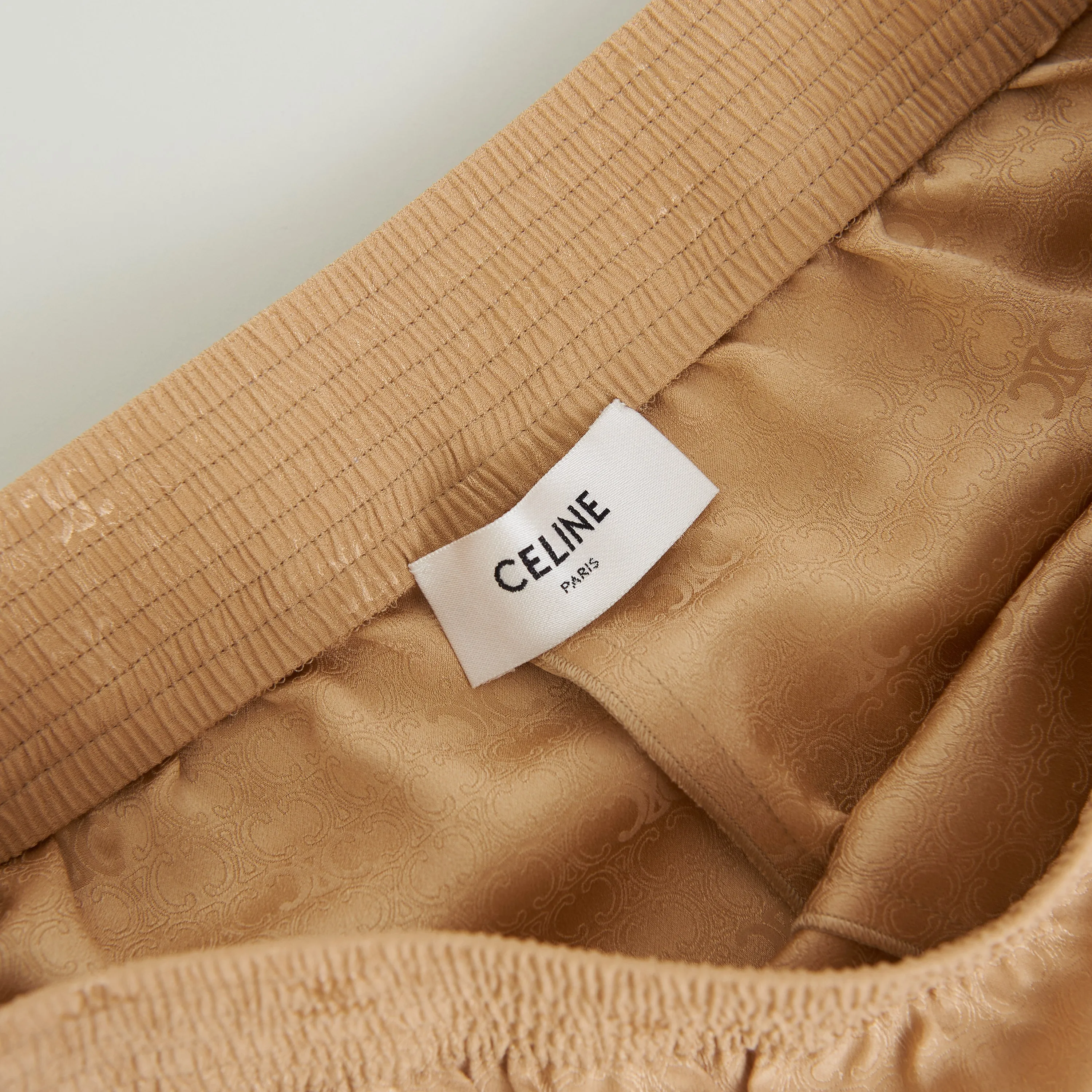 Triomphe Shorts In Caramel Shiny Matte Silk