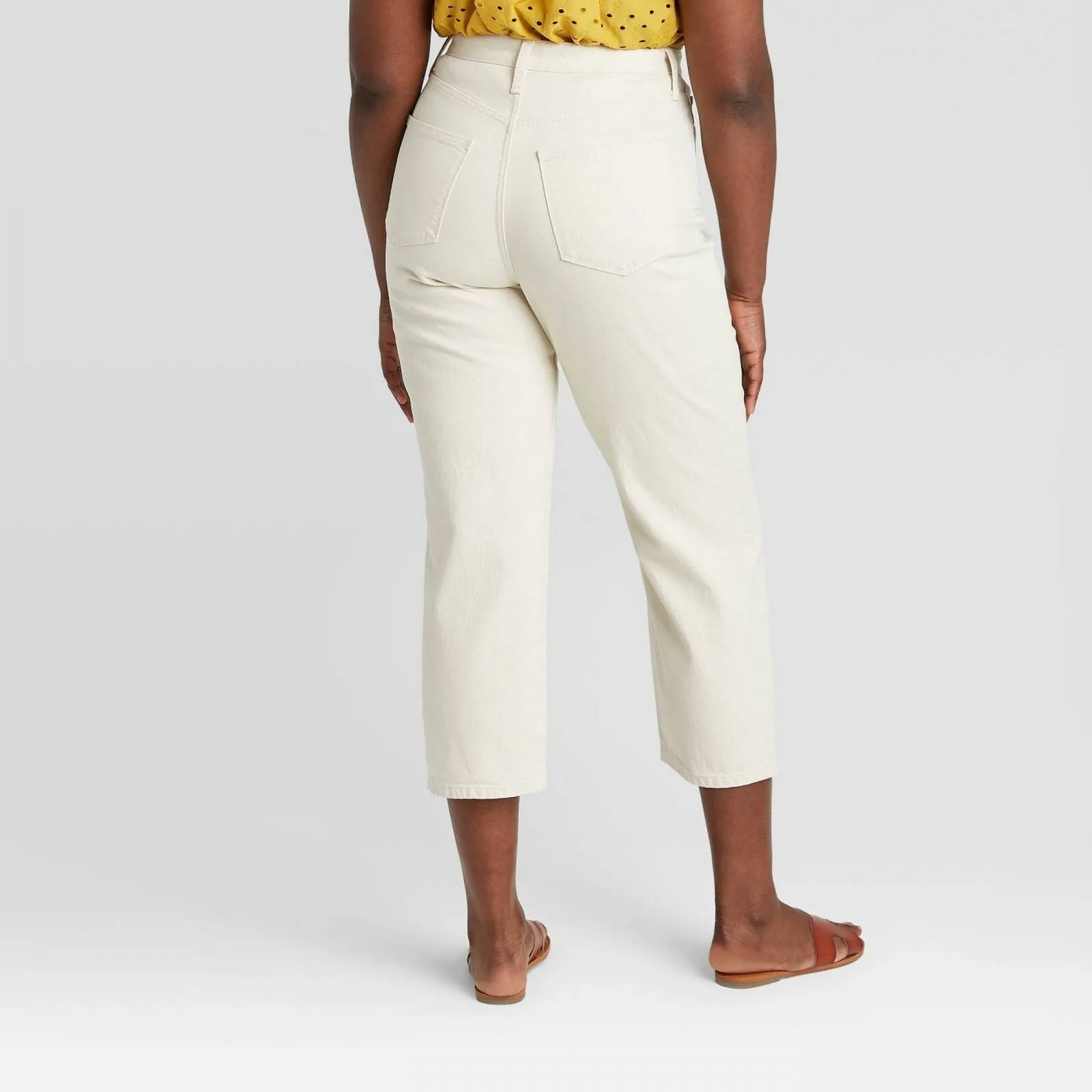 Universal Thread Women's High Rise Vintage Straight Jeans