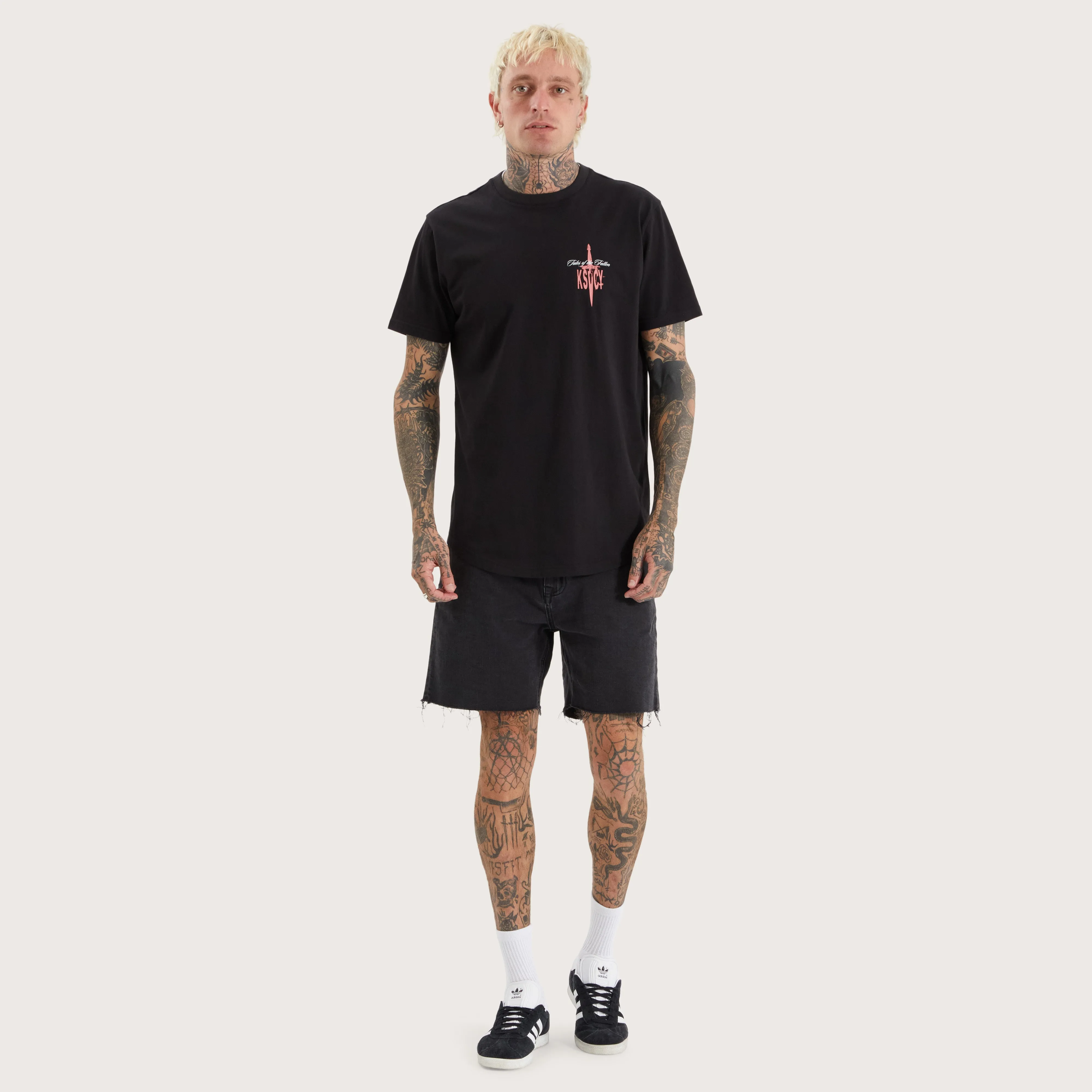 Untie Dual Curved Tee Jet Black