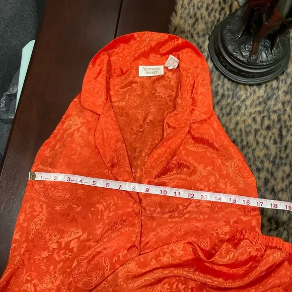 VICTORIA SECRET GOLD LABEL VINTAGE SHORTS AND TOP SET