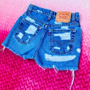 🌸Vintage 512 Levi’s jean shorts