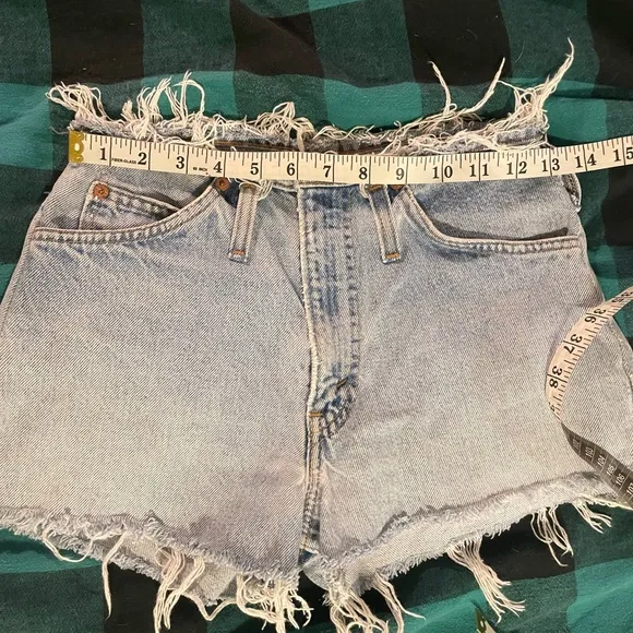 Vintage 517 (altered) jean shorts