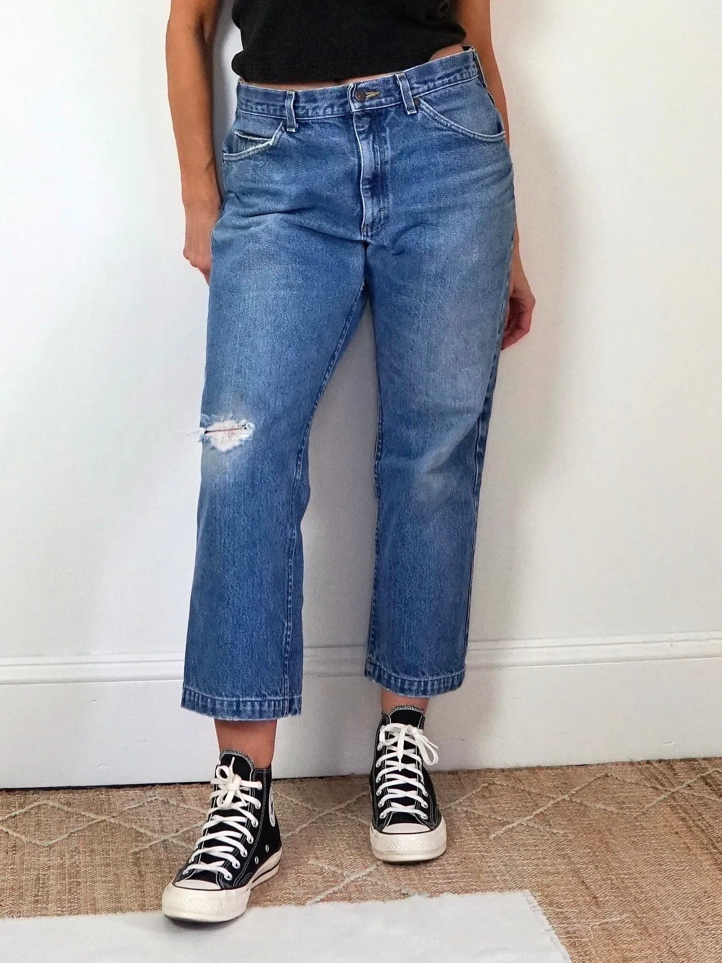 Vintage 80's Lee Cropped Jeans - 33" Waist