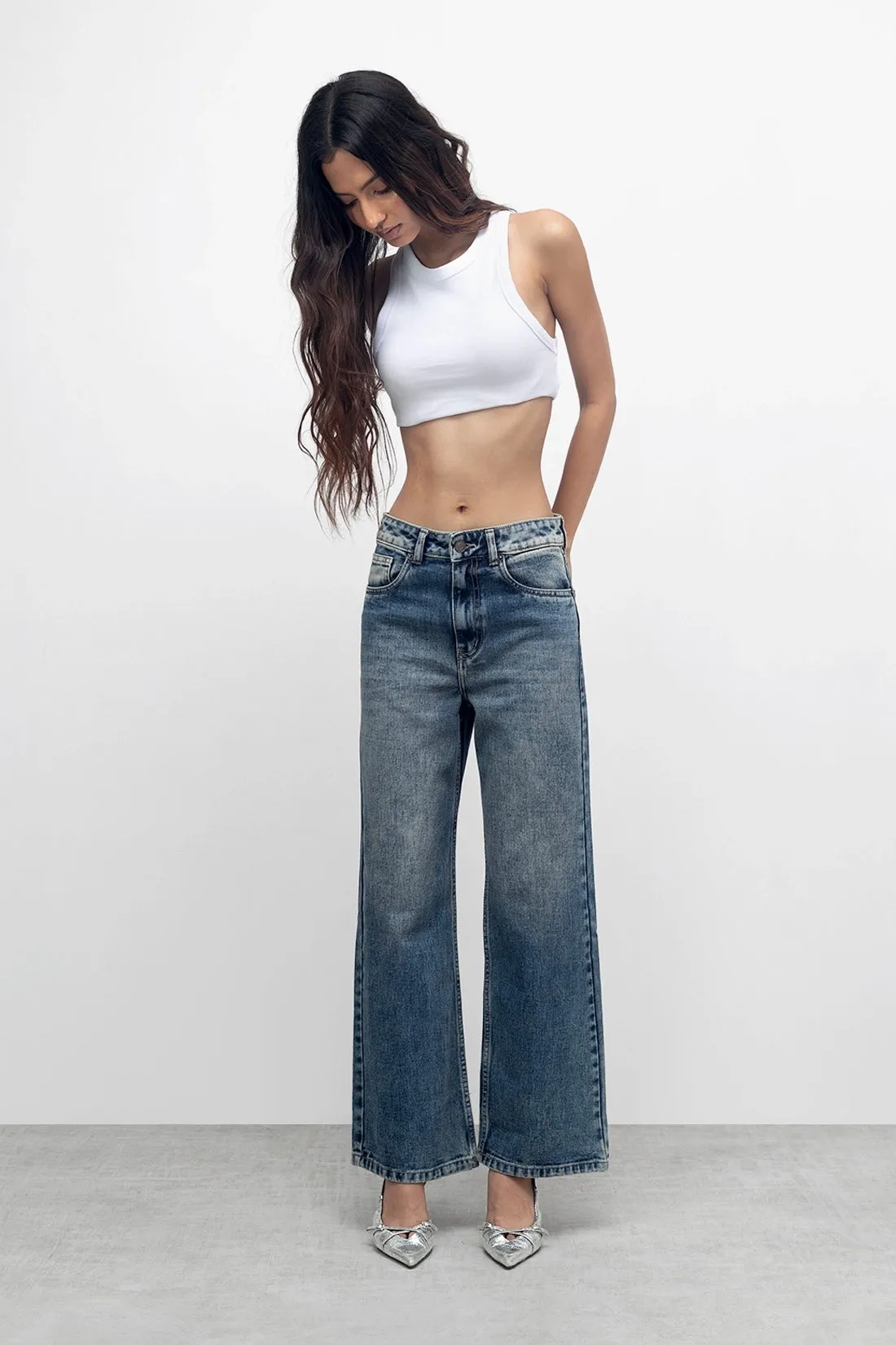 Vintage Crop Length Straight Jeans