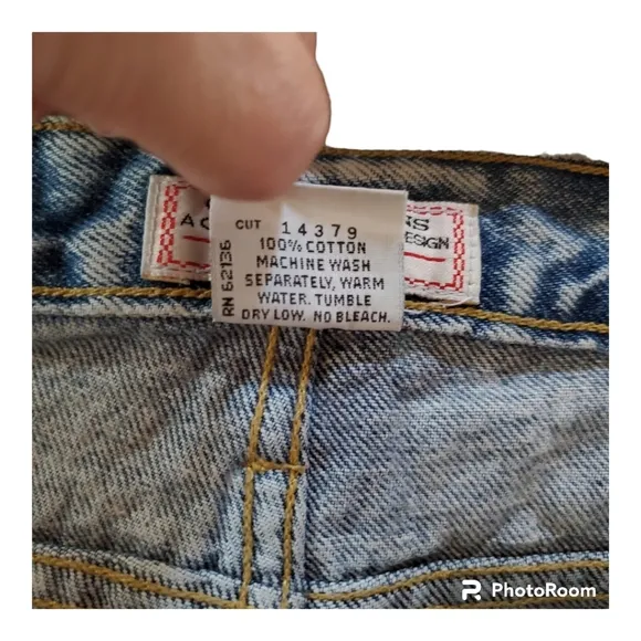 Vintage Guess Button Fly Jeans Size 2 80s Made in USA Style 10115