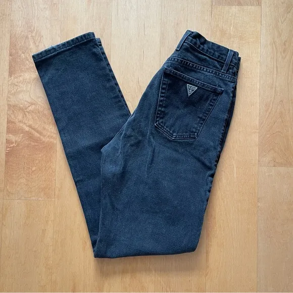 Vintage Guess Women's High Rise Tapered Jeans size 30 VGVC Faded Black