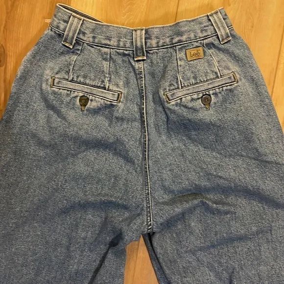 Vintage Lee denim blue jeans women’s size 8 Petite 10 R high waisted rise