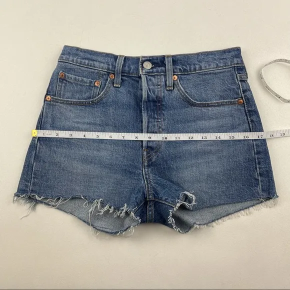Vintage Levi’s 501 High Waist wedgie fit Jean Shorts