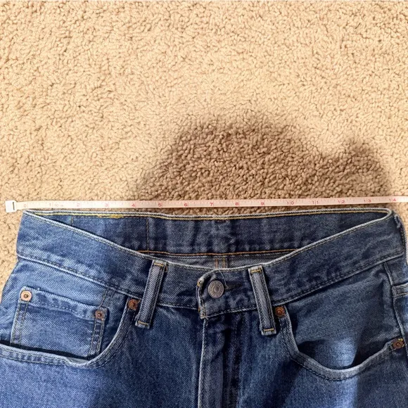 Vintage Levi’s 550s Straight Blue Jeans size 28x28