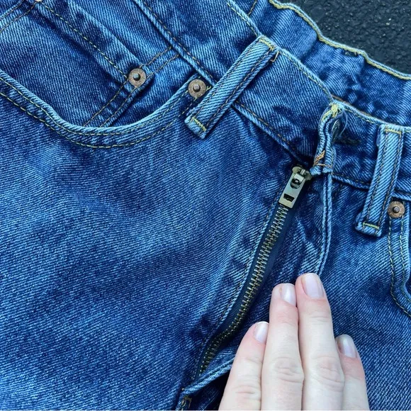 Vintage Levi’s 550s Straight Blue Jeans size 28x28