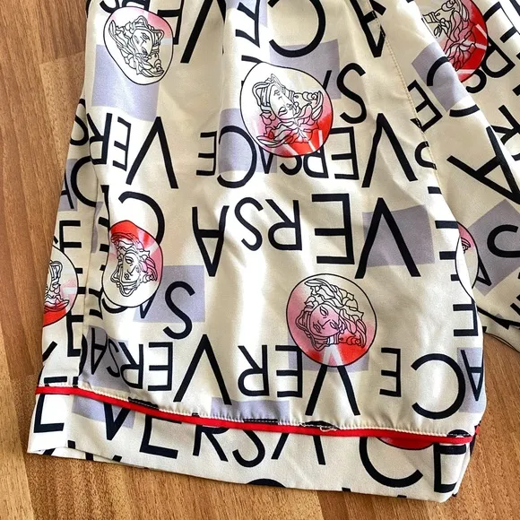 Vintage Medusa shorts S