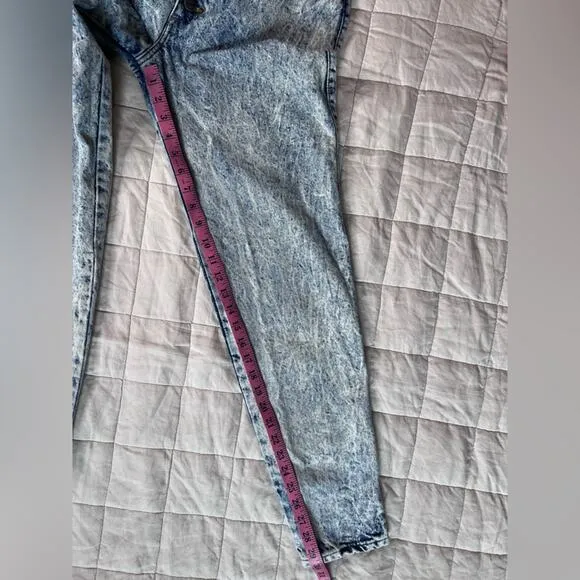 Vintage Palmetto's 100% Cotton Light Acid Wash Tapered Denim Mom Jeans - 26