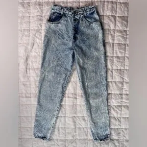 Vintage Palmetto's 100% Cotton Light Acid Wash Tapered Denim Mom Jeans - 26