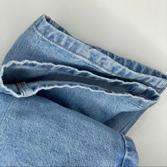 Vintage Tommy Hilfiger Light Wash Denim Jeans