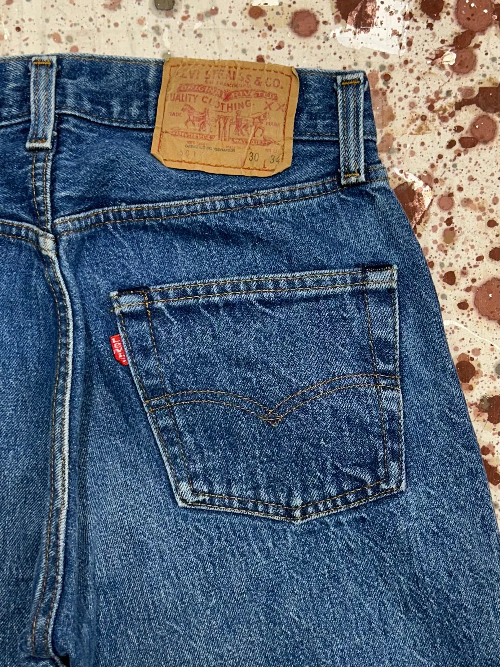 Vintage USA Levi's 501 Transitional Black Bar Tac Pockets Superwash Denim Jeans (JYJ1024-316)