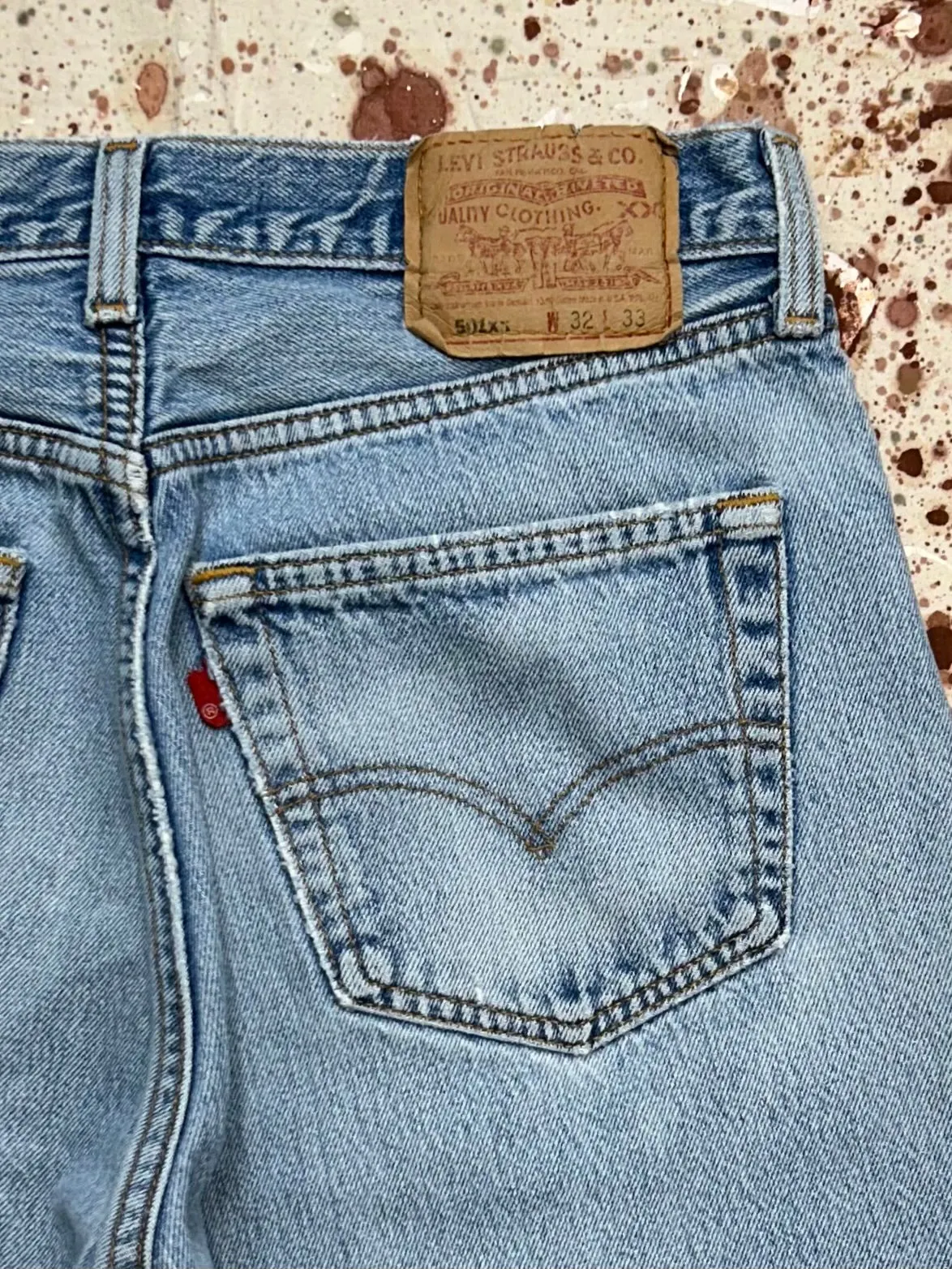 Vintage USA Levi's 501xx Light Wash Denim Jeans with Feathers (JYJ1024-322)