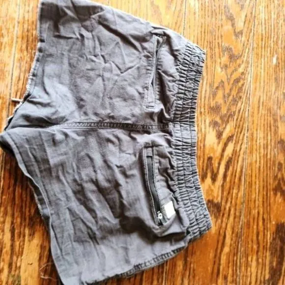 Vuori Vintage Ripstop Shorts  Charcoal Gray Raw Hem Drawstring sz XS