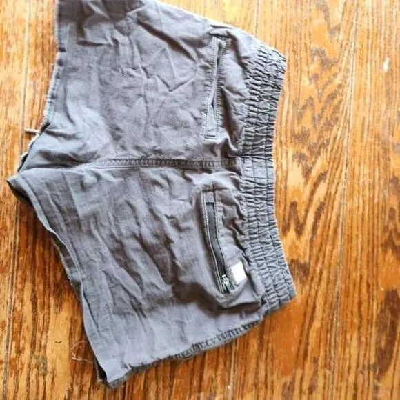 Vuori Vintage Ripstop Shorts  Charcoal Gray Raw Hem Drawstring sz XS